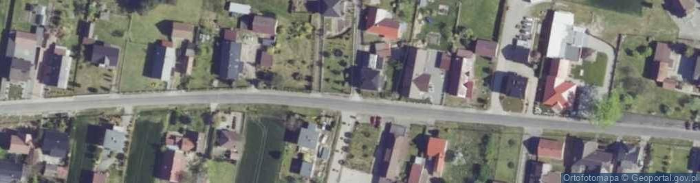 Zdjęcie satelitarne Kapliczka, Figura Świętych, Krzyż