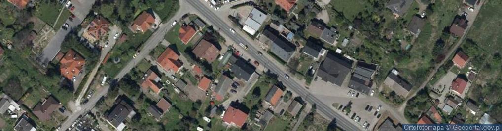 Zdjęcie satelitarne Kapliczka, Figura Świętych, Krzyż