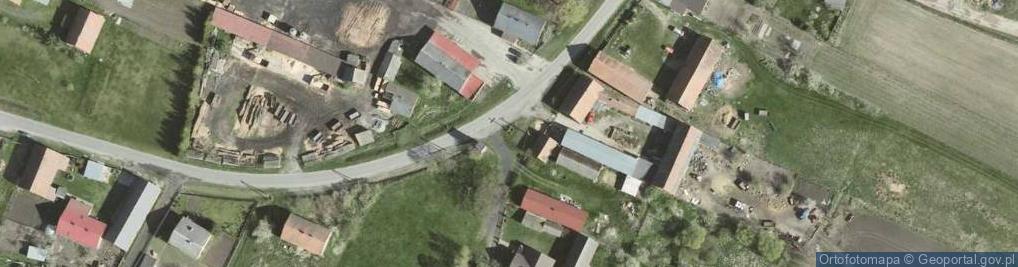 Zdjęcie satelitarne Kapliczka, Figura Świętych, Krzyż