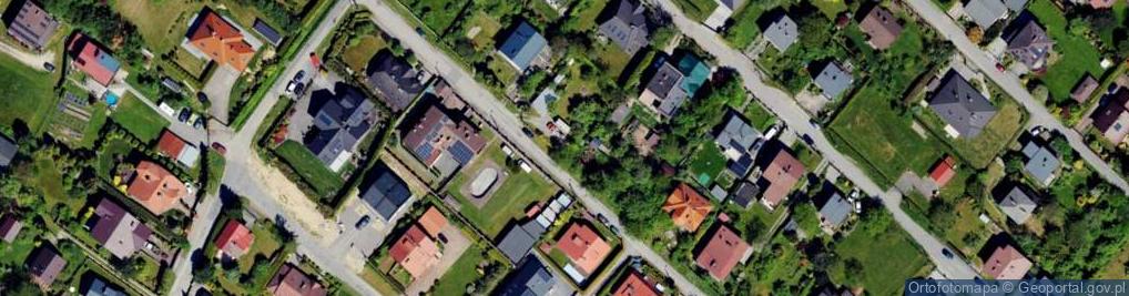 Zdjęcie satelitarne Kapliczka, Figura Świętych, Krzyż