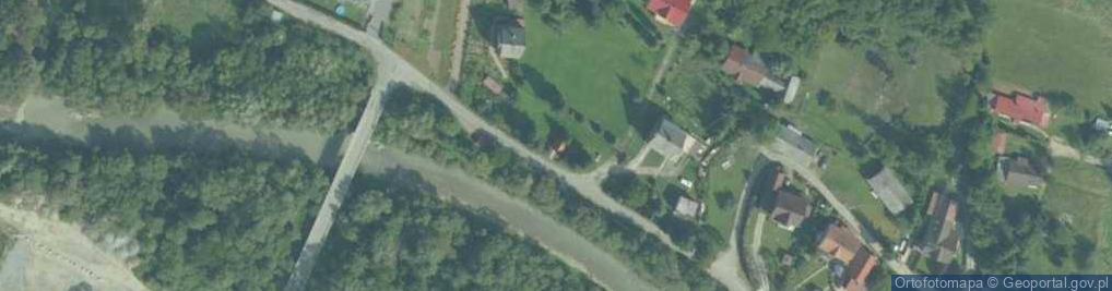 Zdjęcie satelitarne Kapliczka, Figura Świętych, Krzyż