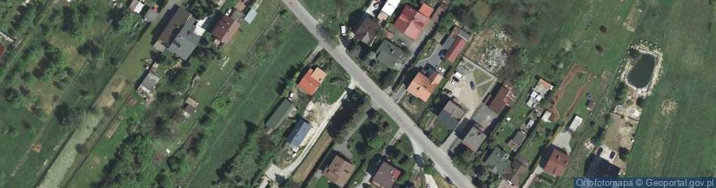 Zdjęcie satelitarne Kapliczka, Figura Świętych, Krzyż