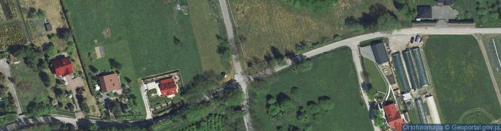 Zdjęcie satelitarne Kapliczka, Figura Świętych, Krzyż