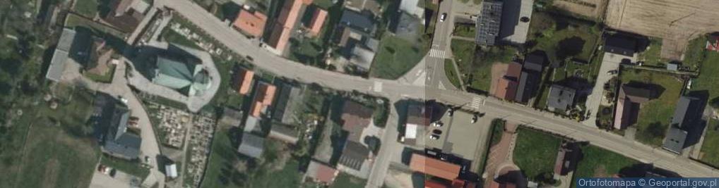 Zdjęcie satelitarne Kapliczka, Figura Świętych, Krzyż