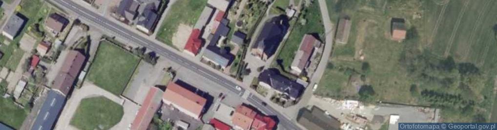 Zdjęcie satelitarne Kapliczka, Figura Świętych, Krzyż