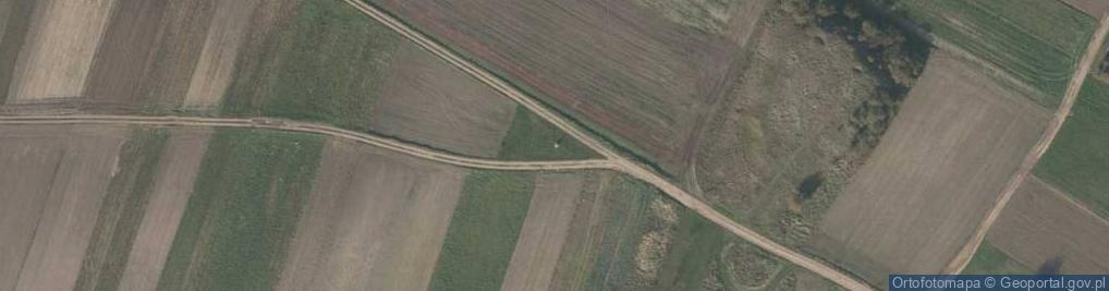 Zdjęcie satelitarne Kapliczka, Figura Świętych, Krzyż