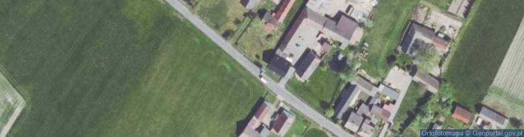 Zdjęcie satelitarne Kapliczka, Figura Świętych, Krzyż