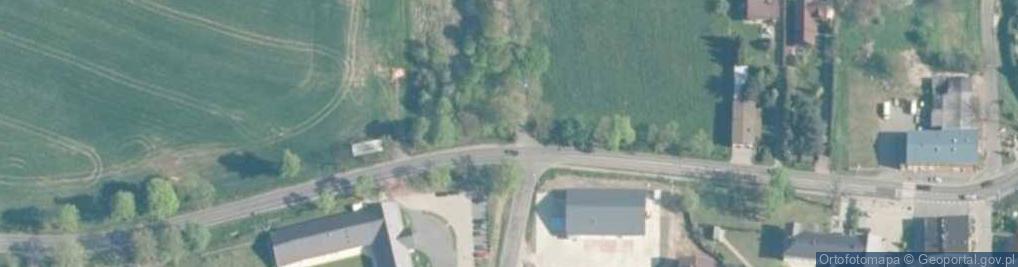 Zdjęcie satelitarne Kapliczka, Figura Świętych, Krzyż