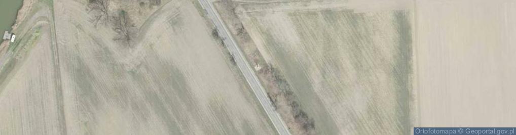 Zdjęcie satelitarne Kapliczka, Figura Świętych, Krzyż