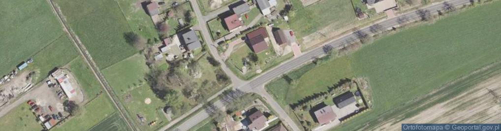 Zdjęcie satelitarne Kapliczka, Figura Świętych, Krzyż