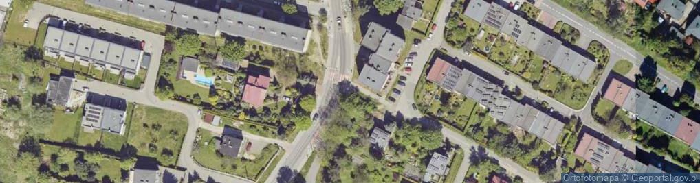 Zdjęcie satelitarne Kapliczka, Figura Świętych, Krzyż