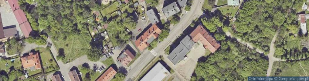 Zdjęcie satelitarne Kapliczka, Figura Świętych, Krzyż