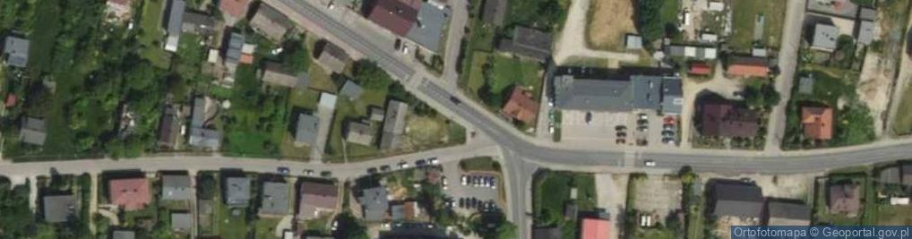 Zdjęcie satelitarne Kapliczka, Figura Świętych, Krzyż