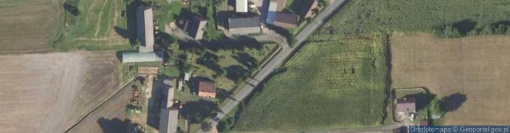 Zdjęcie satelitarne Kapliczka, Figura Świętych, Krzyż
