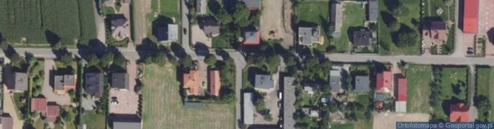 Zdjęcie satelitarne Kapliczka, Figura Świętych, Krzyż