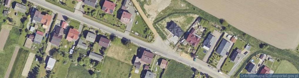 Zdjęcie satelitarne Kapliczka, Figura Świętych, Krzyż