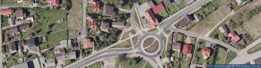 Zdjęcie satelitarne Kapliczka, Figura Świętych, Krzyż