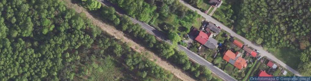 Zdjęcie satelitarne Kapliczka, Figura Świętych, Krzyż