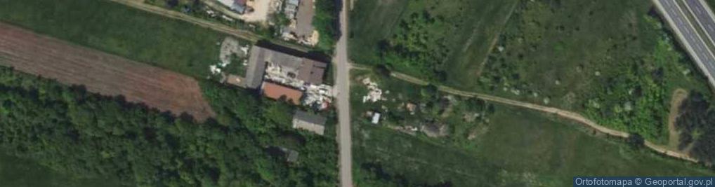 Zdjęcie satelitarne Kapliczka, Figura Świętych, Krzyż