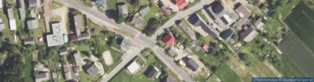 Zdjęcie satelitarne Kapliczka, Figura Świętych, Krzyż