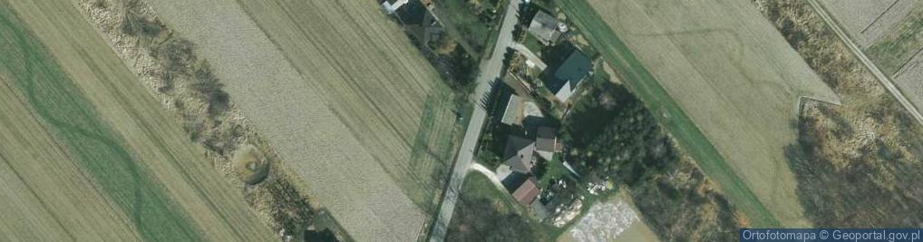 Zdjęcie satelitarne Kapliczka, Figura Świętych, Krzyż