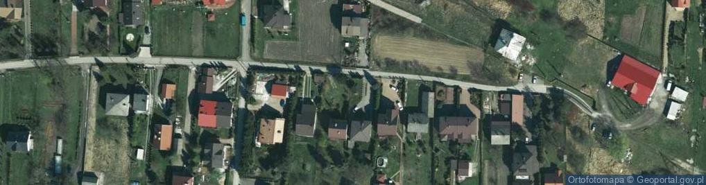 Zdjęcie satelitarne Kapliczka, Figura Świętych, Krzyż