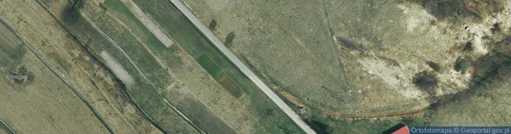 Zdjęcie satelitarne Kapliczka, Figura Świętych, Krzyż