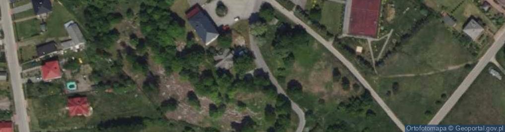 Zdjęcie satelitarne Kapliczka, Figura Świętych, Krzyż