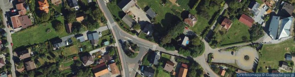 Zdjęcie satelitarne Kapliczka, Figura Świętych, Krzyż