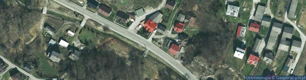 Zdjęcie satelitarne Kapliczka, Figura Świętych, Krzyż