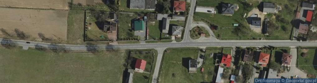 Zdjęcie satelitarne Kapliczka, Figura Świętych, Krzyż
