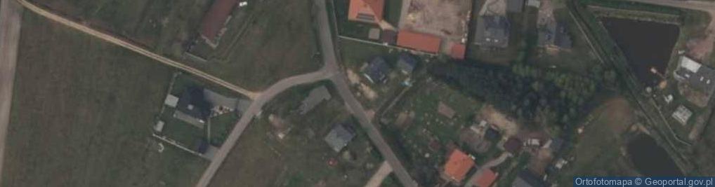 Zdjęcie satelitarne Kapliczka, Figura Świętych, Krzyż