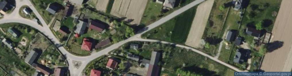 Zdjęcie satelitarne Kapliczka, Figura Świętych, Krzyż