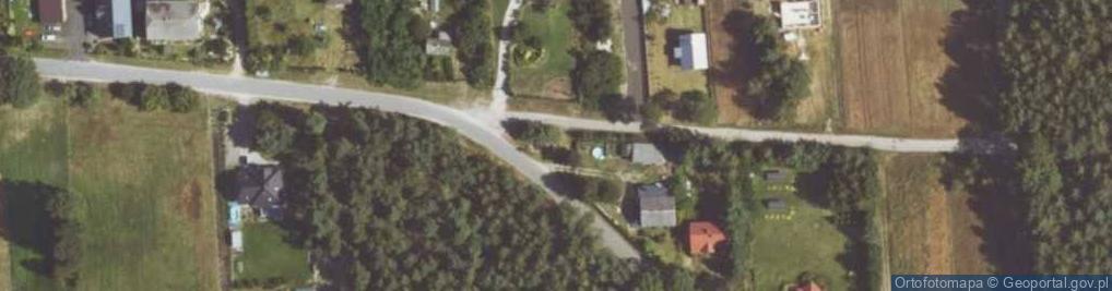 Zdjęcie satelitarne Kapliczka, Figura Świętych, Krzyż