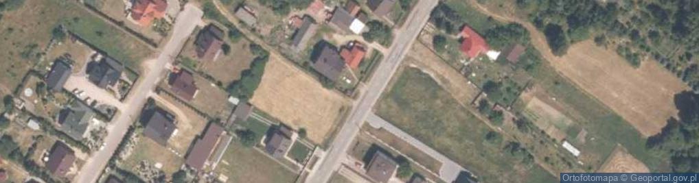 Zdjęcie satelitarne Kapliczka, Figura Świętych, Krzyż