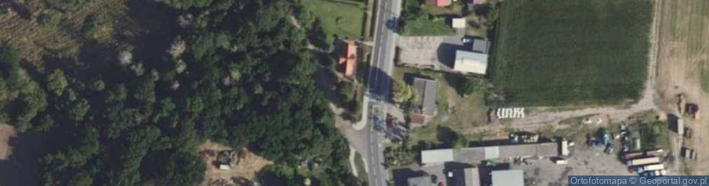 Zdjęcie satelitarne Kapliczka, Figura Świętych, Krzyż