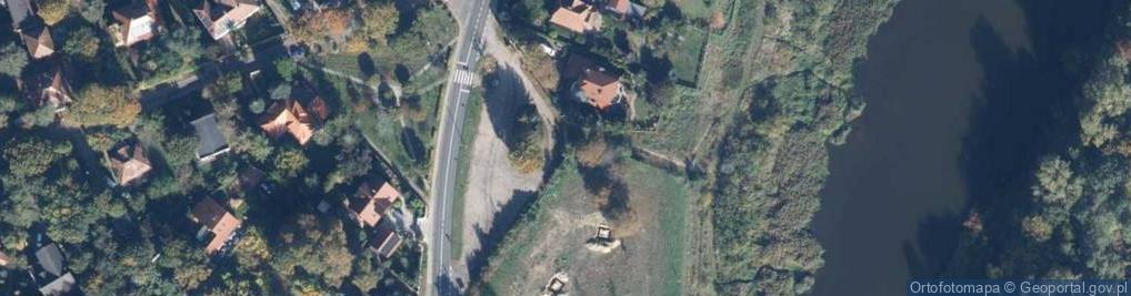 Zdjęcie satelitarne Kapliczka, Figura Świętych, Krzyż