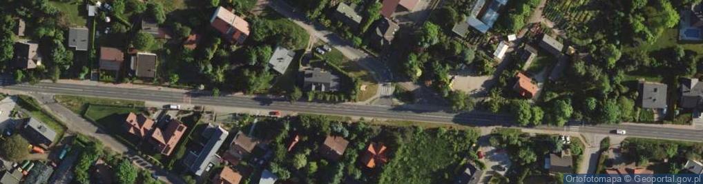 Zdjęcie satelitarne Kapliczka, Figura Świętych, Krzyż