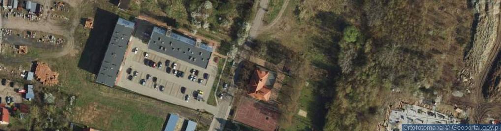 Zdjęcie satelitarne Kapliczka, Figura Świętych, Krzyż