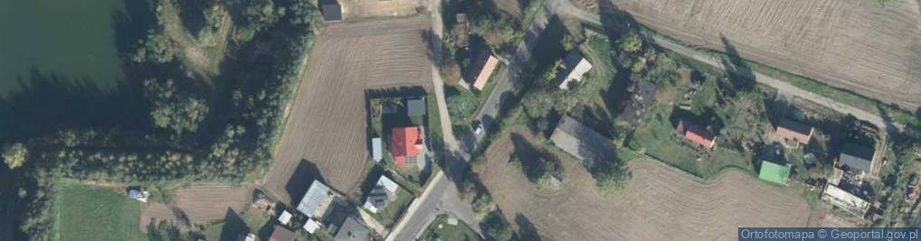 Zdjęcie satelitarne Kapliczka, Figura Świętych, Krzyż