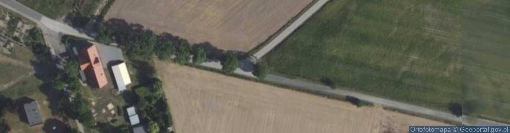 Zdjęcie satelitarne Kapliczka, Figura Świętych, Krzyż