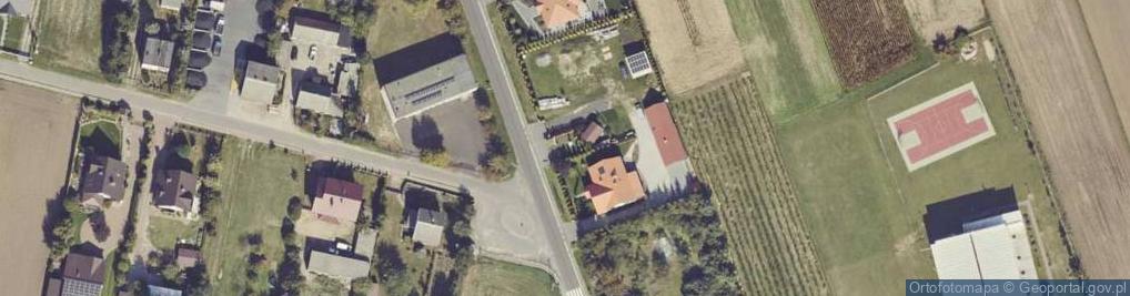 Zdjęcie satelitarne Kapliczka, Figura Świętych, Krzyż