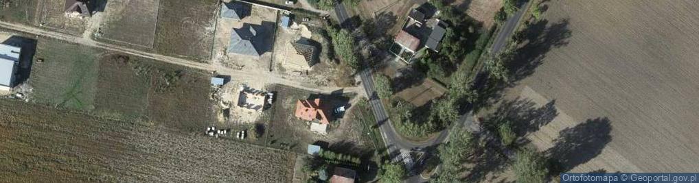 Zdjęcie satelitarne Kapliczka, Figura Świętych, Krzyż