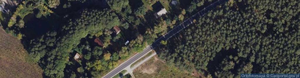 Zdjęcie satelitarne Kapliczka, Figura Świętych, Krzyż