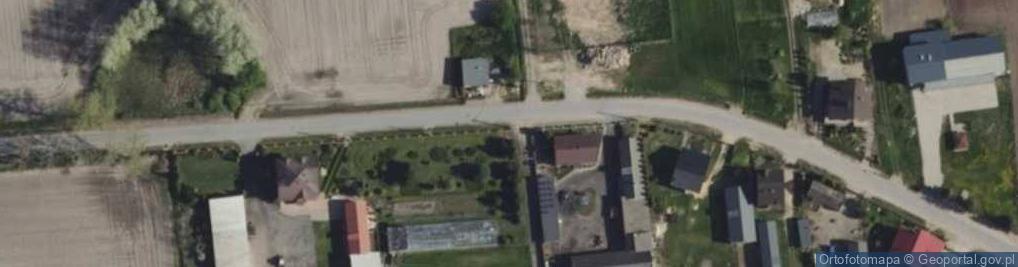 Zdjęcie satelitarne Kapliczka, Figura Świętych, Krzyż