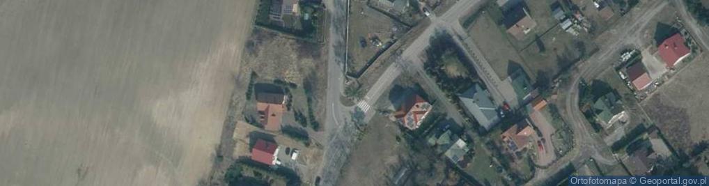 Zdjęcie satelitarne Kapliczka, Figura Świętych, Krzyż