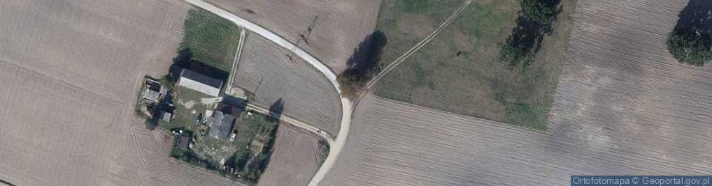 Zdjęcie satelitarne Kapliczka, Figura Świętych, Krzyż