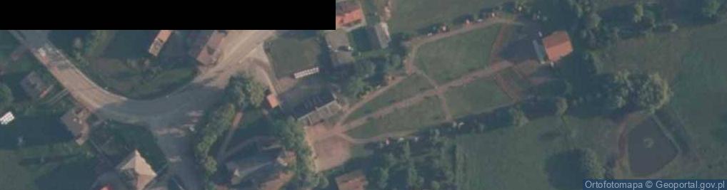 Zdjęcie satelitarne Kapliczka, Figura Świętych, Krzyż