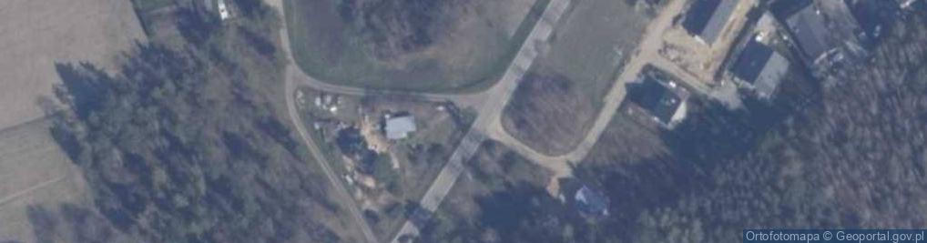 Zdjęcie satelitarne Kapliczka, Figura Świętych, Krzyż