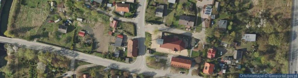 Zdjęcie satelitarne Kapliczka, Figura Świętych, Krzyż